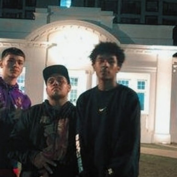 Meet your Posher, Nahok - Picture 1 of 1